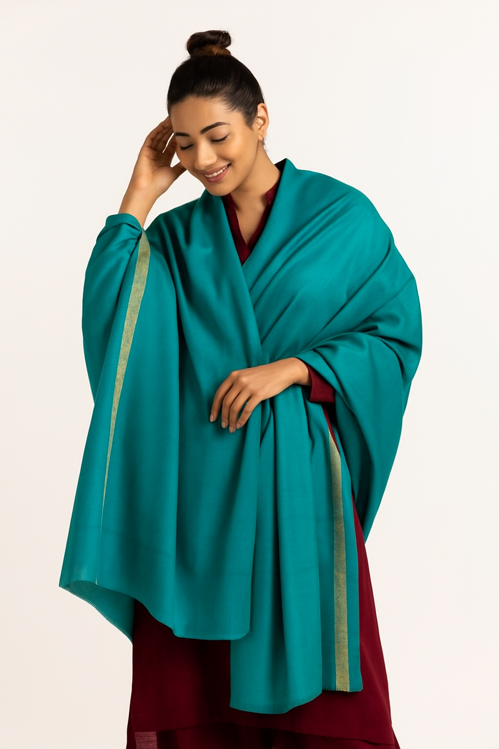LINE PLAIN SHAWL